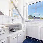 2 Groß Zicker